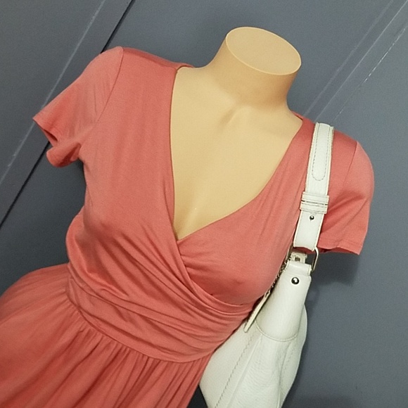 Stunning Little Coral Dress - Picture 2 of 8